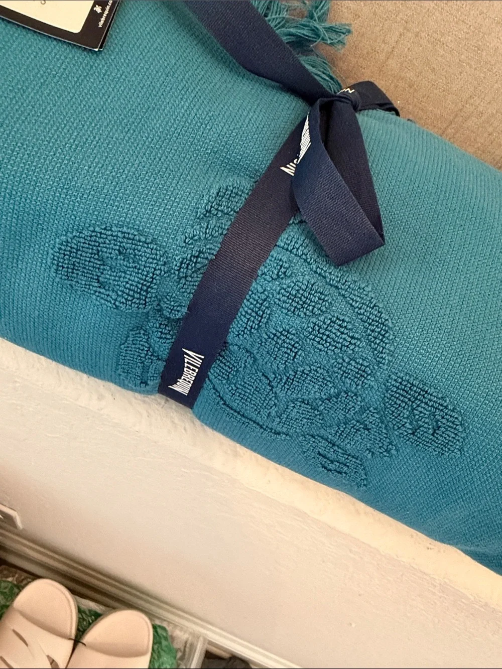 Vilebrequin Teal Blue Turtle Motif Beach Towel nwt